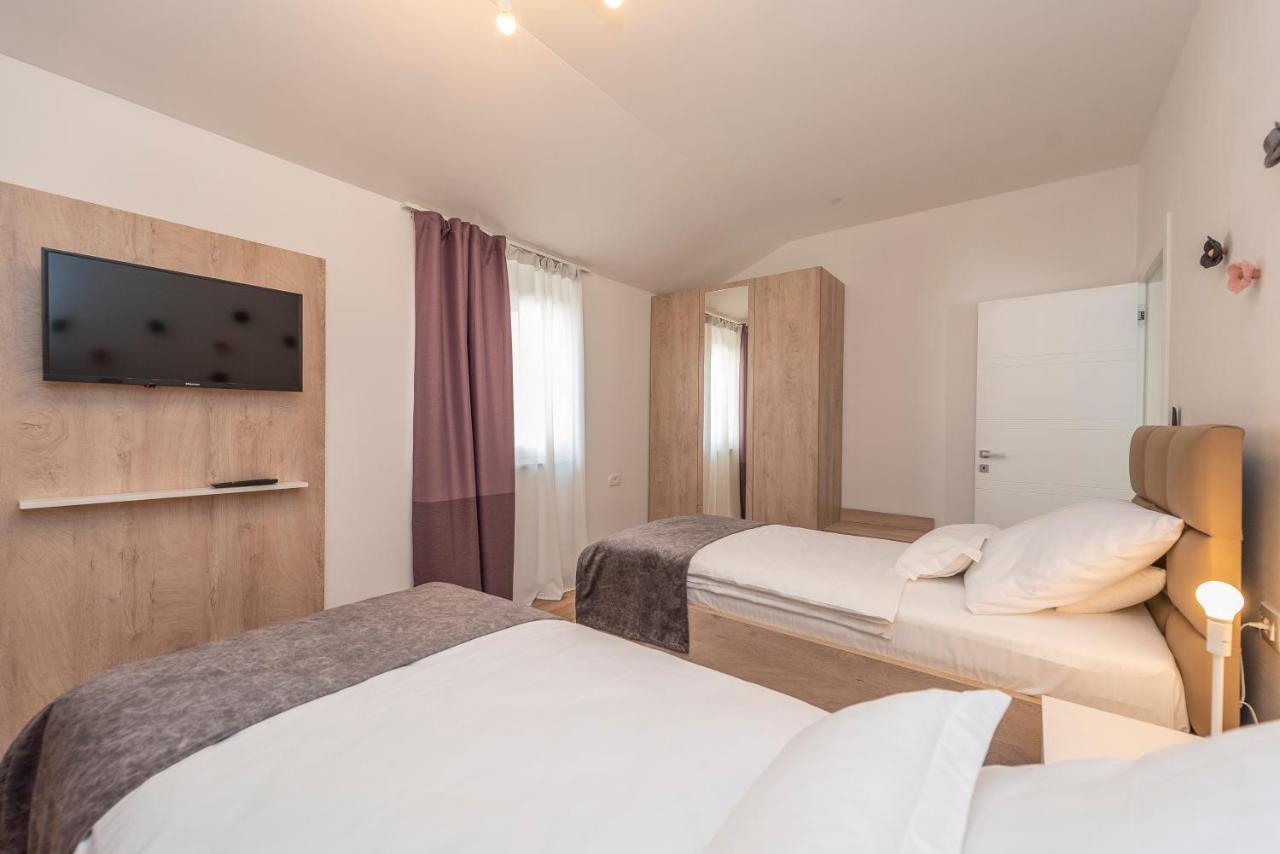 Luxury Apartments - La Vir 5& 6 Eksteriør billede